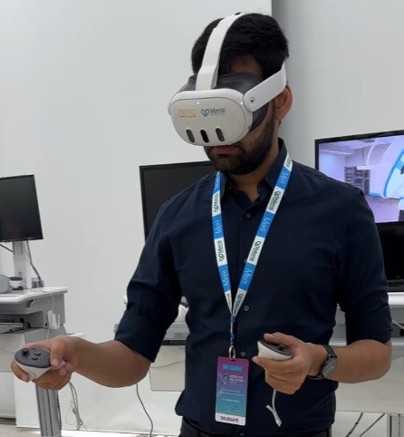 Dr. Aashay Mody with VR