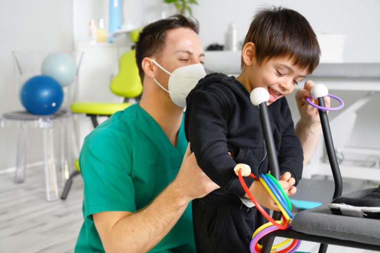 when-to-visit-in-a-pediatric-orthopedic-hospital-in-vadodara