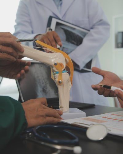 discussing-arthroscopy-diagnosis discussing-arthroscopy-diagnosis